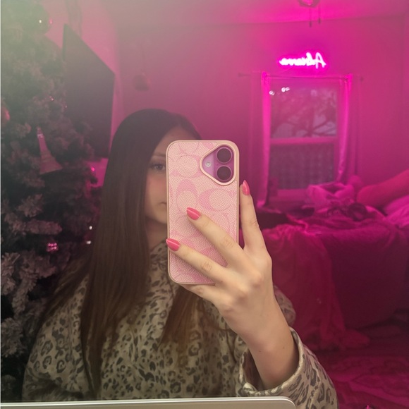 adriannaborthwi